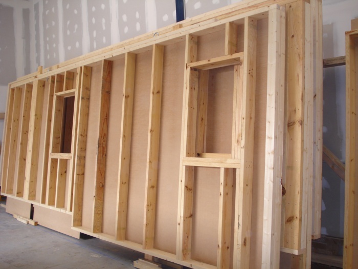 Structure mur bois fabriqué en atelier.JPG