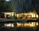 Maison de verre � ossature m�tallique (69).