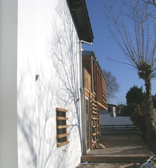 Loft bois avec passerelle et cloture