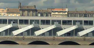 escaliers et batiments vitr�s