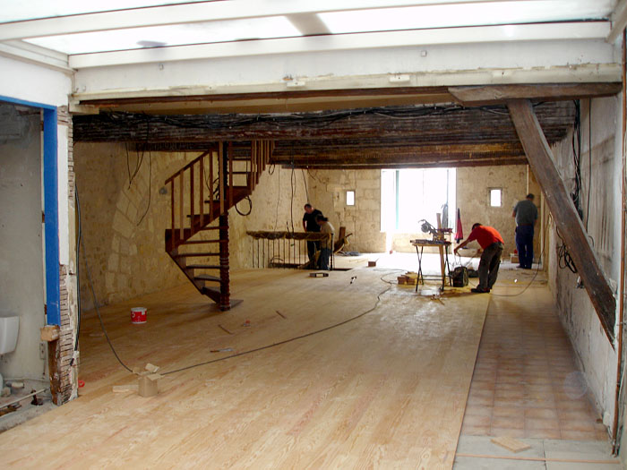 restauration piece, parquet