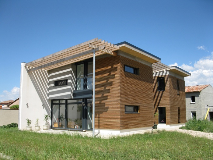 Maison bioclimatique t.h.p.e.