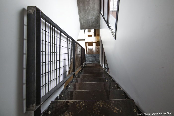 HABITAT PATIO : escalier