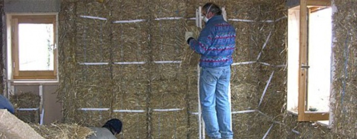 Maison Prigourdine avec gte et atelier, isolation paille : 75 2