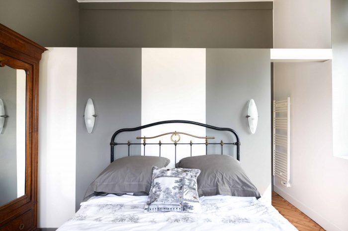 rénovation habitation et locaux professionnels : chambre à rayures
