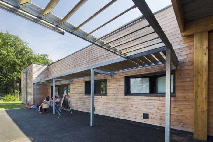 Extension et ramnagement d'un centre de Loisirs : pergola