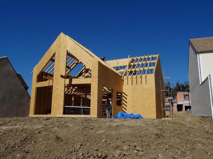 MAISON MURS STRUCTRE BOIS